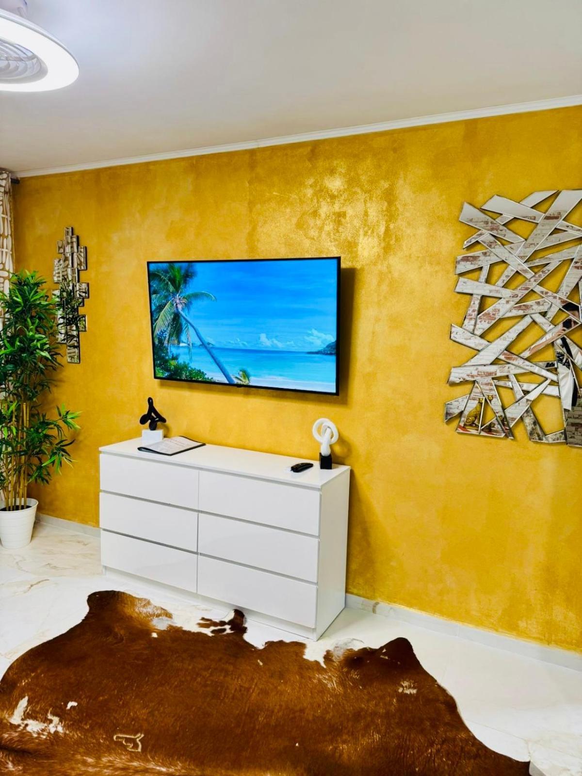 Apartment With Terrace And Pool, Los Cristianos 로스크리스티아노스 외부 사진